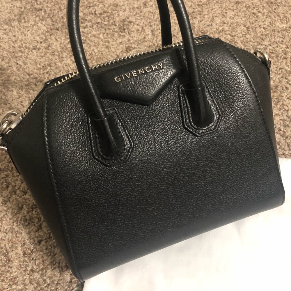 Givenchy Antigona Mini